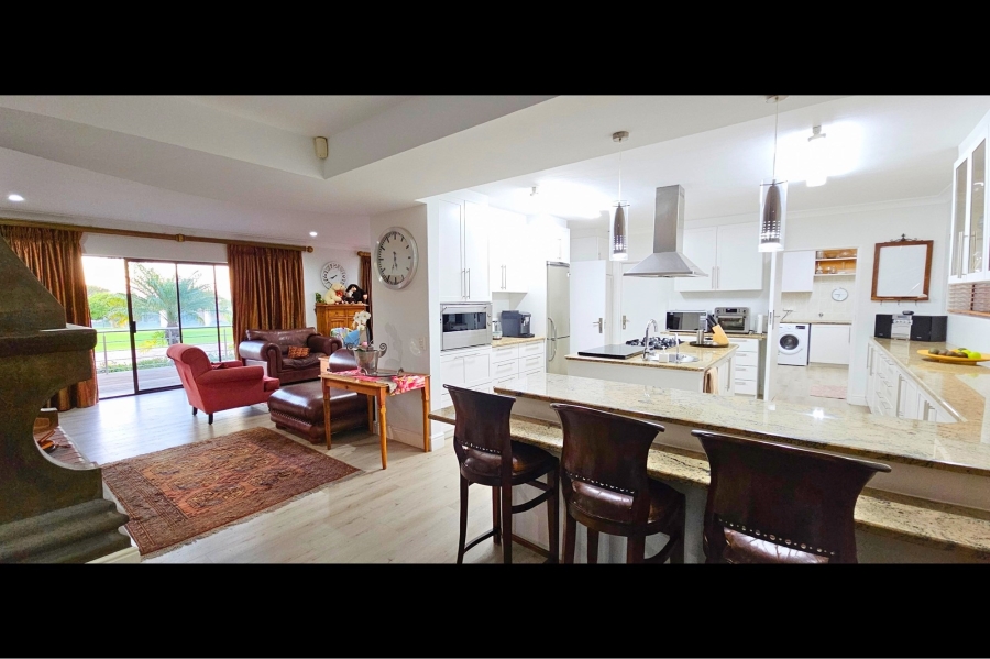 3 Bedroom Property for Sale in Vierlanden Western Cape